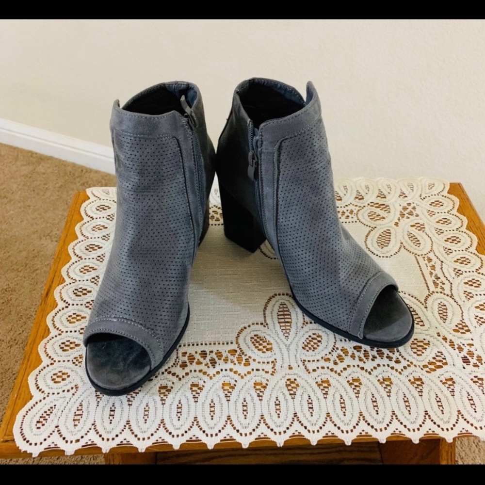 Refresh Grey Perforated Peep Toe Ankle Boots